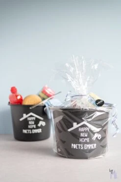 ByMi| Poetsemmer Happy New Home | Cadeautje Huis |Housewarming |Nieuwe Woning | Gepersonaliseerd 9 ByMi| Poetsemmer Happy New Home | Cadeautje Huis |Housewarming |Nieuwe Woning | Gepersonaliseerd -Thuis Winkel 801x1200